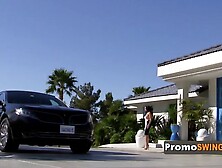 Couple changes their attitude once they arrive at the swing house