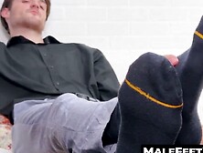 FuWked by Desirable Feet!