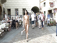 Nude in Public Drahomira - babe
