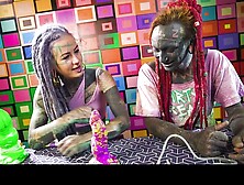 Dirty Dreaz featuring Anuskatzz and Lily Lu's dreadlocks xxx