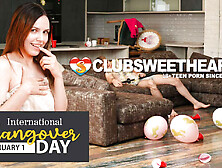 18 años follando en el día internacional de la resaca