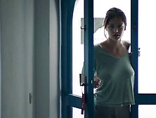 Virginie Efira Nue dans Sibyl (2019)