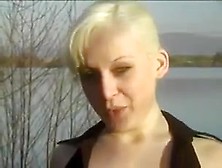 Junge Kurzhaarige Analsex Blondine