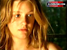 Romola Garai Side Boob – The Incredible Journey Of Mary Bryant