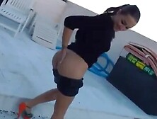 Deutscher Amateur-Anal In High Heels Im Freien