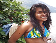 Novinha carioca aguentando 32 centímetros na buceta apertada