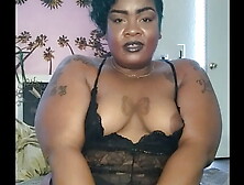 FAT WOMAN FEMDOM ARROGANTGODDESS in High Heels
