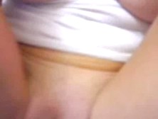 Sexy Aussie chick puts curling iron in pussy