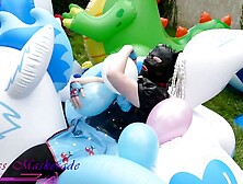 Miss Maskerade Rubber Doll Playing and Pop Balloon - Looner Bizarre in Full Latex 01