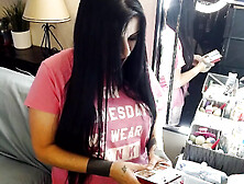 Yawning MILF Doing Makeupnails Some Chat