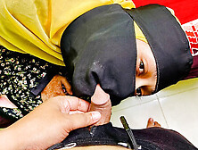 Desi Aunty Makes My Cock Hard - Hot Homemade Sex with Step Mom