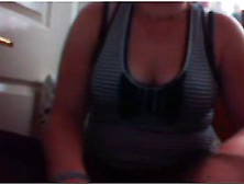 Hot Chubby Show Titts and Pussy on Webcam