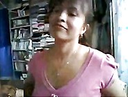 Lidia from Mexico shows her nipps