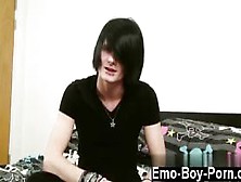 Emoboy Fucked By Tranny Hot Dutch Emo Boy Aiden Flew In