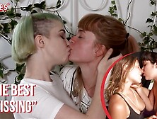 Sexy Girls Making Out Collection