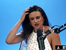 UP CLOSE - How Honeys Climax With The Ideal mother I'd like to fuck Penny Barber! SOLO FEMALE MASTURBATION! FULL SCENE