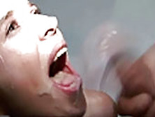 Schluck mein Sperma du geile Schlampe