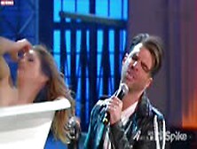 Cindy Crawford In Lip Sync Battle (2015)