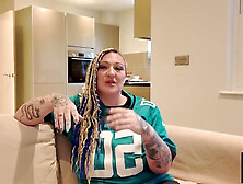 Chilling with Livie Blainn in a cozy interview about her experiences