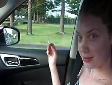 Gata de cabelos castanhos Elena Koshka na foda de casal amador em POV