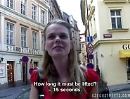 CZECH STREETS - VERONIKA BLOWS DICK FOR CASH