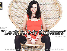 Bonnie "Look At My Knickers" - UpskirtJerk (fake)