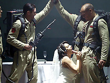 Ghost Veronica Avluv blows the Ghostbusters - XXX Parody