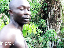 Very Day Man of Uganda Enjoying Himself with His Black Big Boobs Girlfriend in Outdoor Sex on His Bike 014