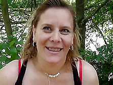 Milf blonde aux gros gangbang