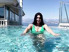 Breakfast ended with jizz on my face