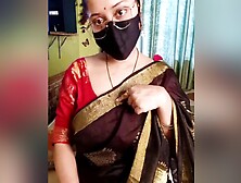 Lisa Bhabi Apne Boyfriend Ko Video Call Par Chut Dikhai