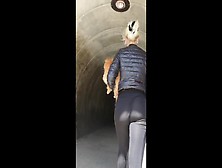 Teen Ass Bubble Butt In Leggings