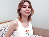 Awesome solo masturbation session with a cute Kami Yammy