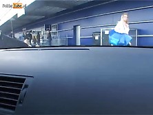 Don en Ad laten blonde Ylena neuken voor geld