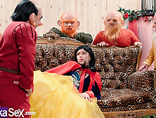 Snow White gets lost in the forest and gets poked by the 7 dwarfs