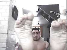 Chatroulette Straight Male Feet - A Peasant From Argentina