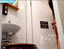 Hidden Wc Cam Hot Pussy