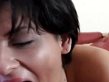 Die junge Haushalterin durchgevogelt