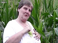 Big fat mama do this in a cornfield