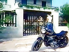 Greek Porn'70-'80 (To Mikrofwno tis ALIKHS-Katerina Spathi) 2-Gr2