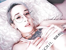 Fuckmachine Tittyfuck with dildo