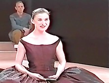 Naked on Stage-017 N1