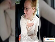 Watch my pussy in my car! Click to vibe!