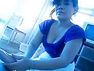 Asian masseuse jerking me off