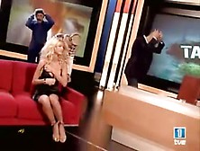 Victoria Silvstedt titties oops