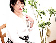 Naomi Miura 49 Years Mature First Shooting E Cup Plump Married Woman AV Debut! <With digest>