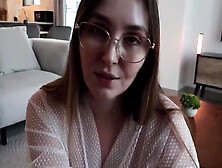 Her Spouse Was Gone,  Her Vagina Was Juicy,  So I Drilled My Stepmommys Married Superlatively Good Ally