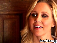 B.  SKOW - Mother I'd Like To Fuck Julia Ann pounded after receiving oral sex (Julias Ann)