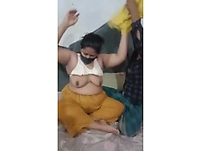 Desi Bhabhi Having Sex