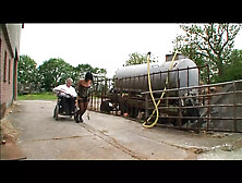 Un Marito Speciale per una Moglie Troia - Episode 2